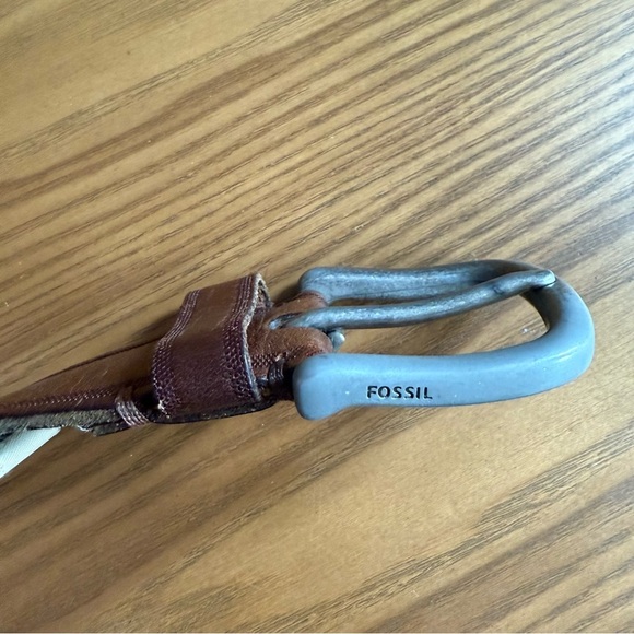Fossil belt size 36 brown leather silver buckle - Picture 3 of 7